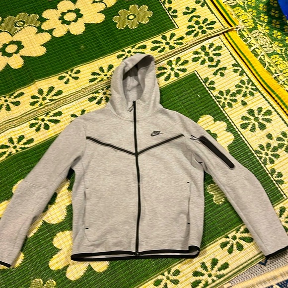 Nike Other - Nike tech gray Men medium